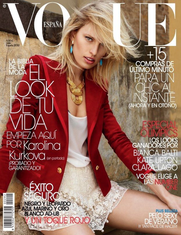 Karolina Kurkova, o aparitie superba pe coperta Vogue Spania