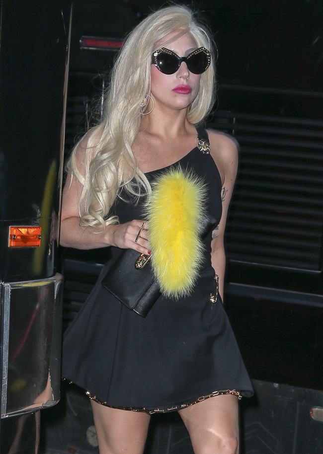 Operata la sold, Lady Gaga nu se potoleste: cu ce incaltaminte a iesit vedeta prin New York