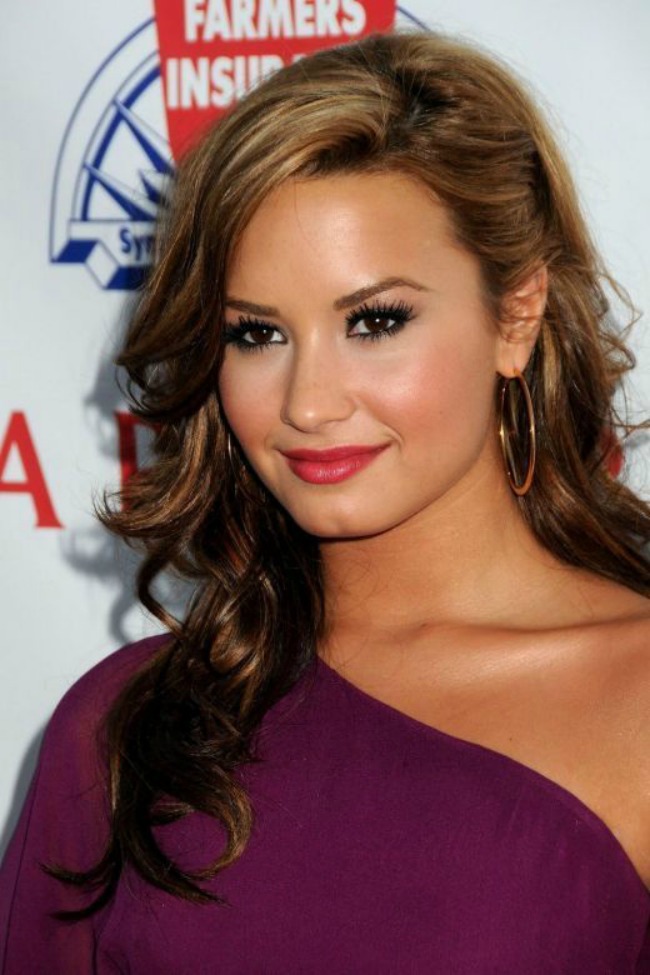 Demi Lovato, victima hackerilor. Imagini compromitatoare, cu vedeta goala, au fost publicate online