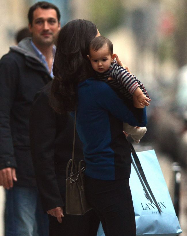 bruce-willis-si-a-scos-fetita-in-lume-uite-primele-imagini-cu-micuta-adorabila