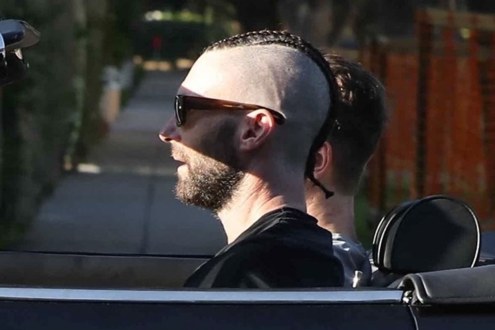 In honor The appliance revelation Adam Levine și-a schimbat complet look-ul. Cum arată acum solistul trupei Maroon  5 | Perfecte.ro