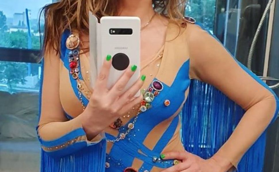 Anna Lesko O Nouă Fotografie Nud Pe Instagram Bdquo Ne A Furat Peisajul Perfecte Ro