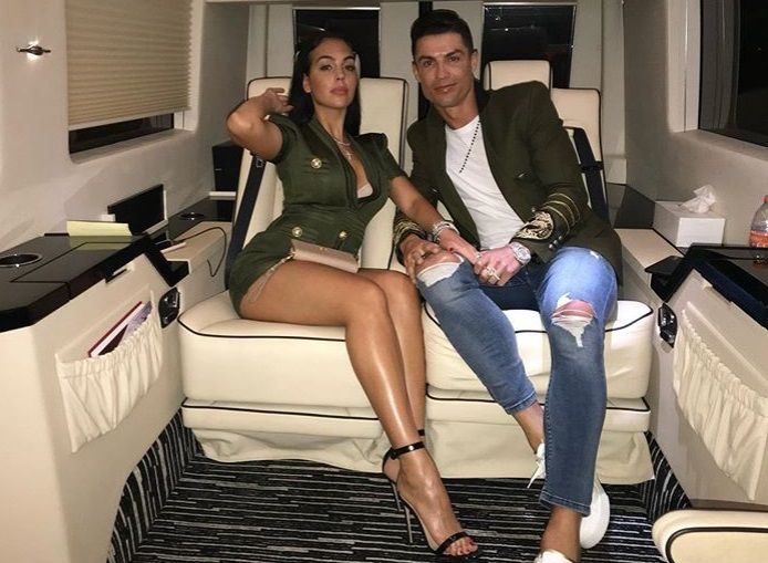 Socialism instant Endure Cum se îmbracă la sală partenera lui Cristiano Ronaldo? Fotografia de 2,3  milioane de like-uri postată de Georgina | Perfecte.ro