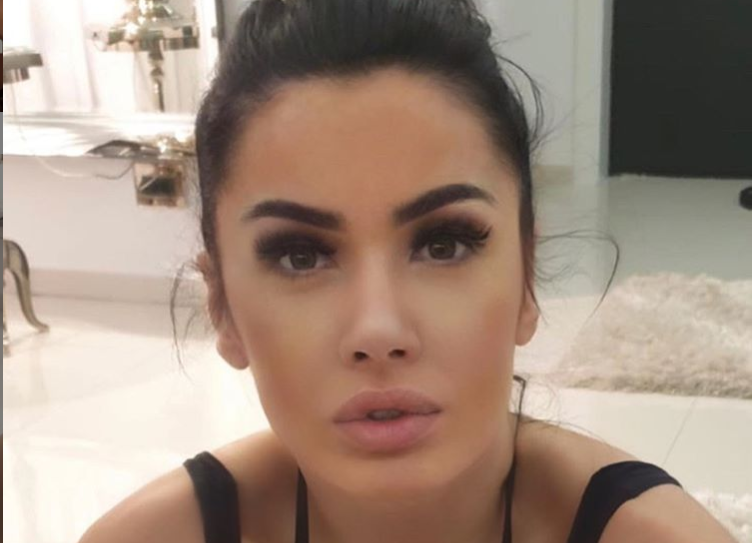 Oana Zăvoranu, imagini de senzație alături de soț în ...